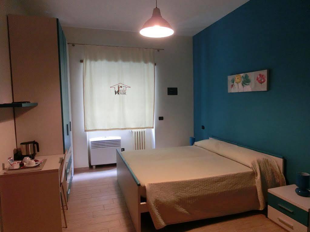 Reale House Rooms Roma Exterior foto